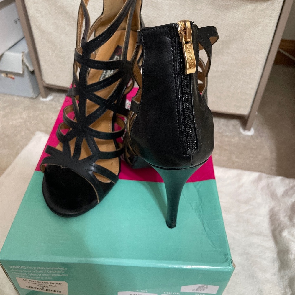 Strappy black  sandals